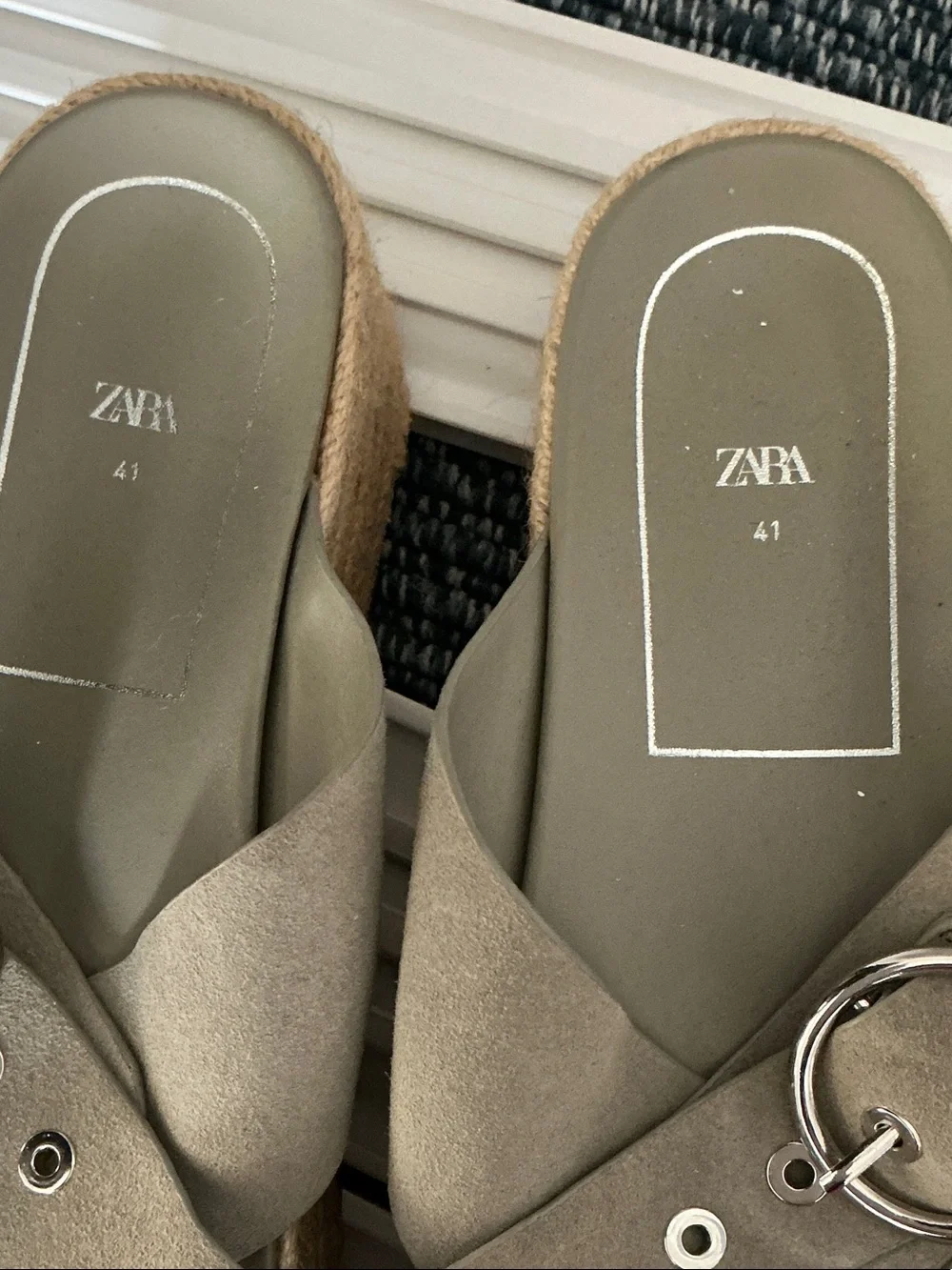 ZARA Olive Green Crisscross Slide Sandals with Silver Buckles